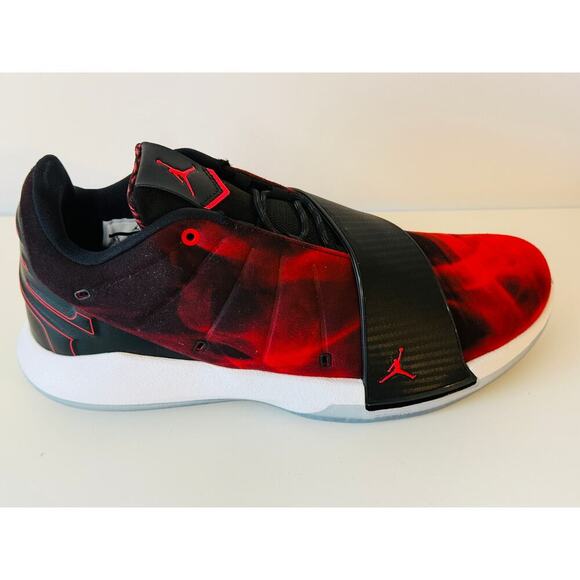 JORDAN CP3XI Rocket Fuel Red and Black 2018 NEW OG ALL Size 9.5 - Picture 3 of 7